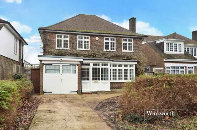 4 bedroom house in Sutton
