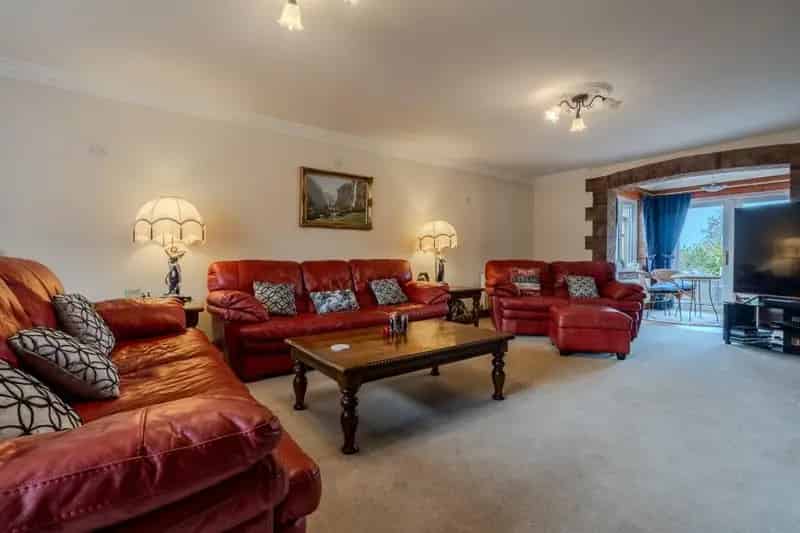 5 Bedroom Detached House Barton Turf