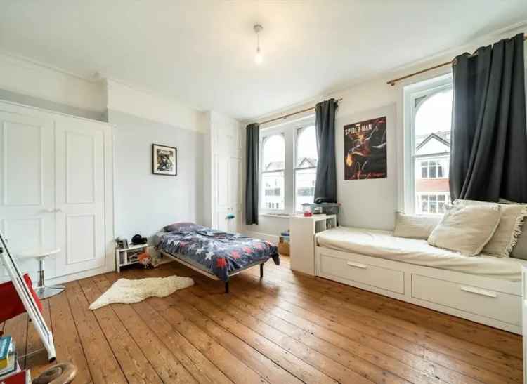 5 Bedroom Period House Near Hilly Fields  Off Street Parking