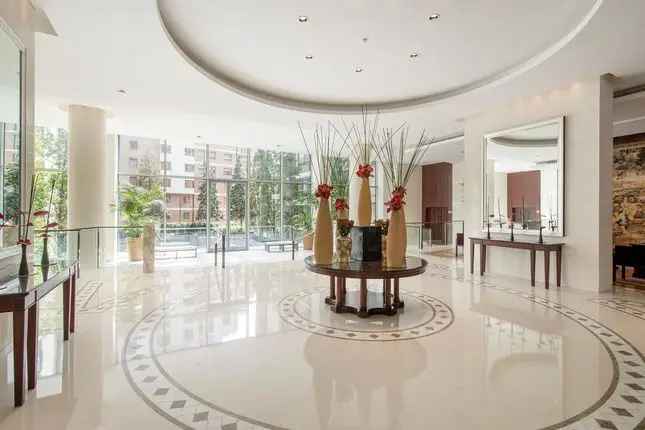 Knightsbridge Apartment 1 Bedroom Balcony