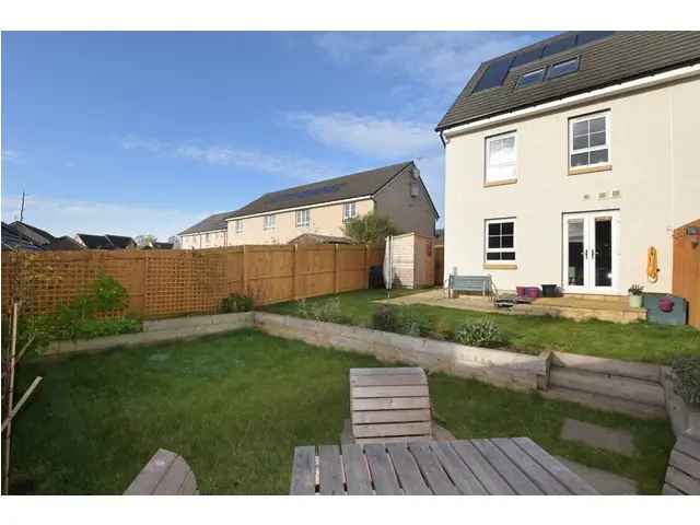 3 Bedroom Semi-Detached House for Sale in Haddington