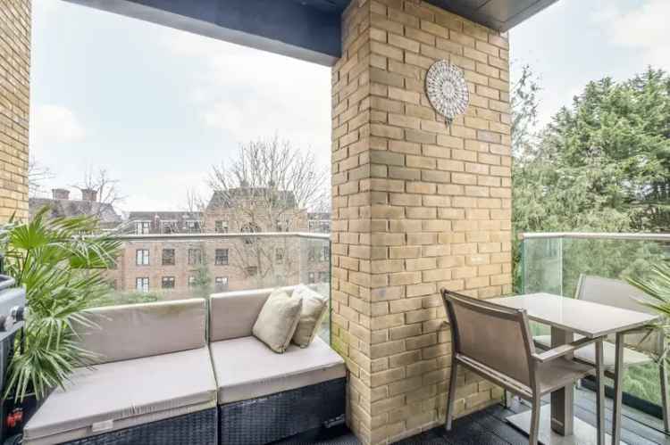 2 Bedroom Flat for Sale in Putney