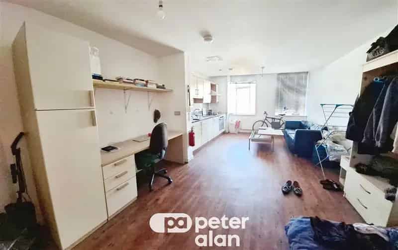 1 bedroom studio