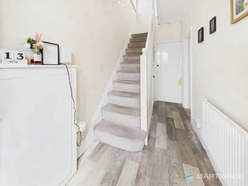 3 Bedroom End-Link House For Sale