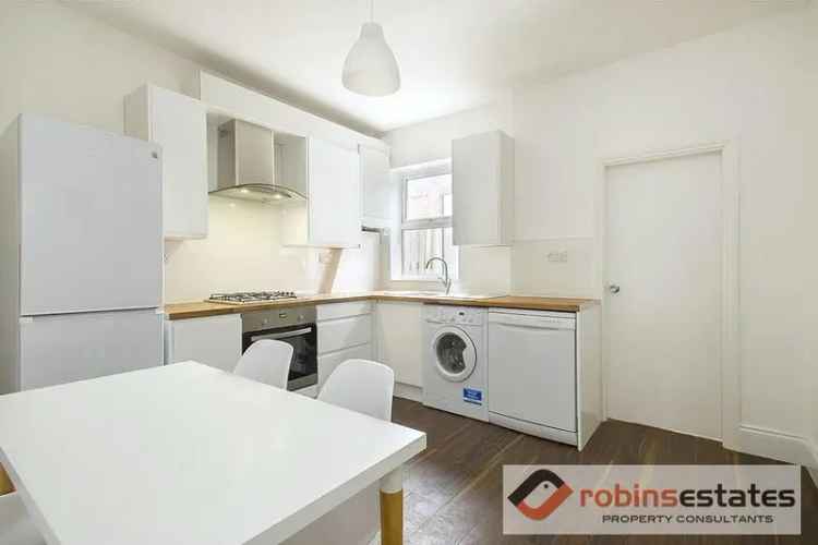 4 bedroom terraced house to rent