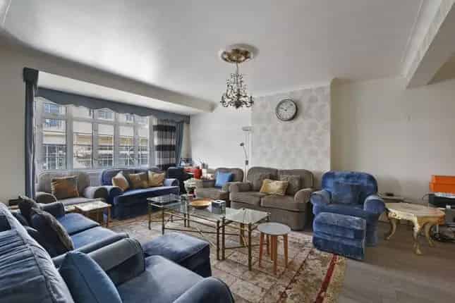 Flat for Sale in Inverness Terrace Bayswater W2