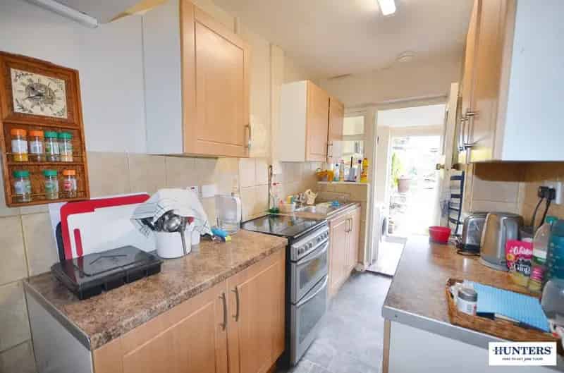 3 Bedroom Family Home Near Brent Cross and M1