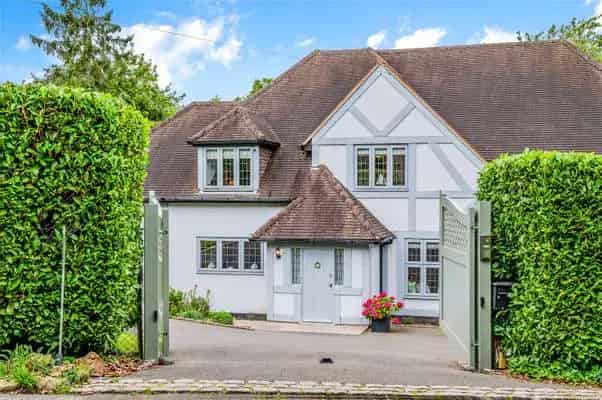 Woodland Way, Kingswood, Tadworth, Surrey, KT20 6NX | Property for sale | Savills