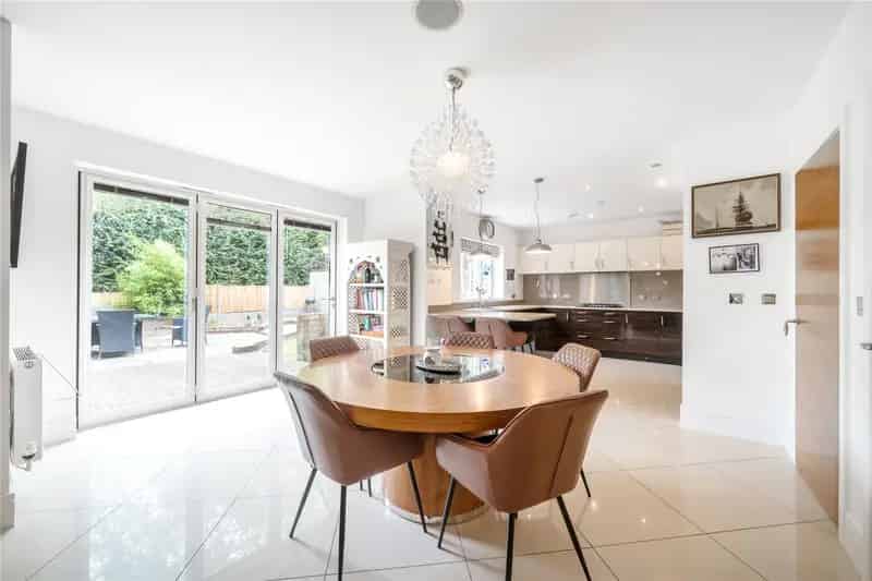 Luxury 5 Bed Detached House Garforth Modern Open Plan