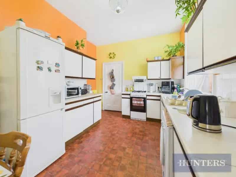 3 Bed Top Floor Apartment Ramshill Road Scarborough