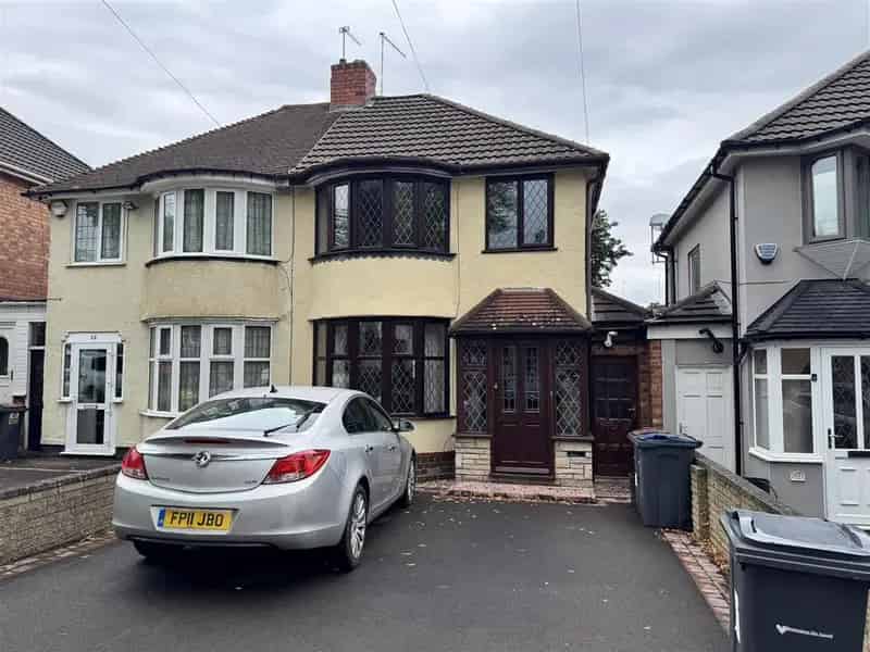 3 Bedroom Semi Detached House For Sale