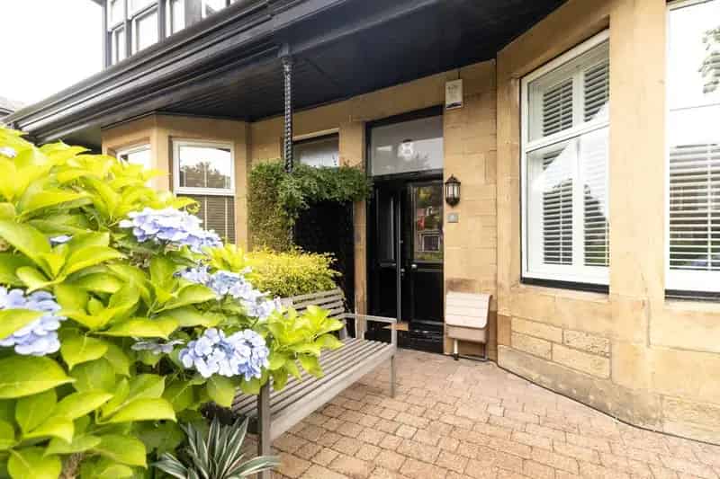 4 Bedroom Semi Detached House For Sale Glasgow West End Byres Road