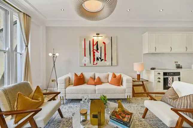 Flat for sale in Queens Gate, London SW7