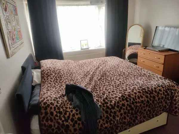 Flat For Rent in Havant, England