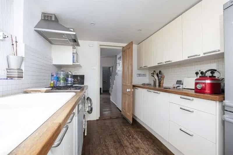 2 Bed Period House for Sale South Facing Garden Chain Free