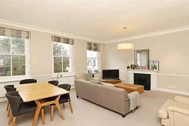 Lovely Grand Apartment Kensington W8