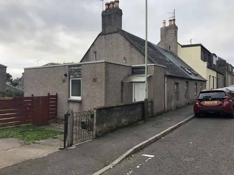 2 Bedroom House To Rent