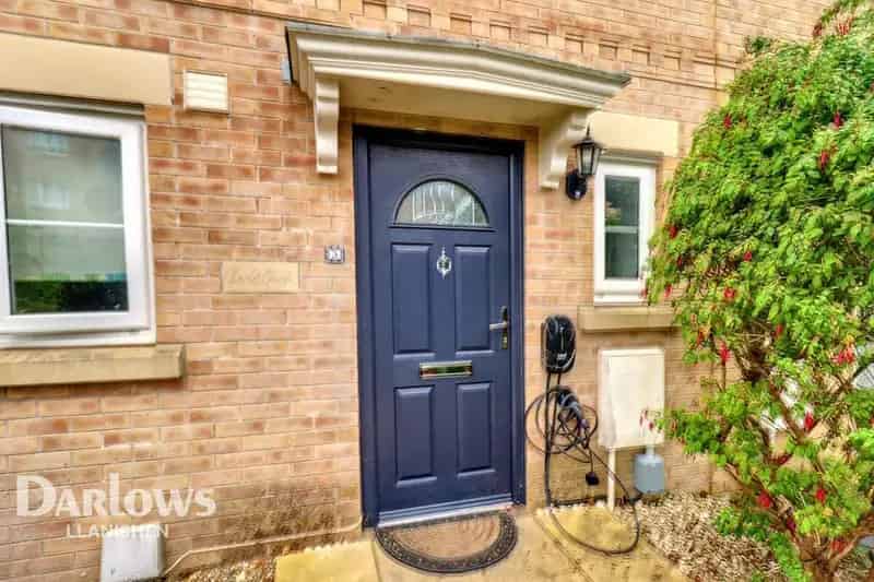 3 Bedroom Townhouse for Sale