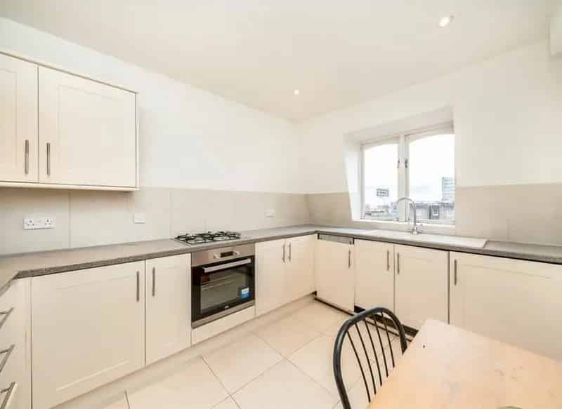 Flat For Sale , Palace Court, London, England