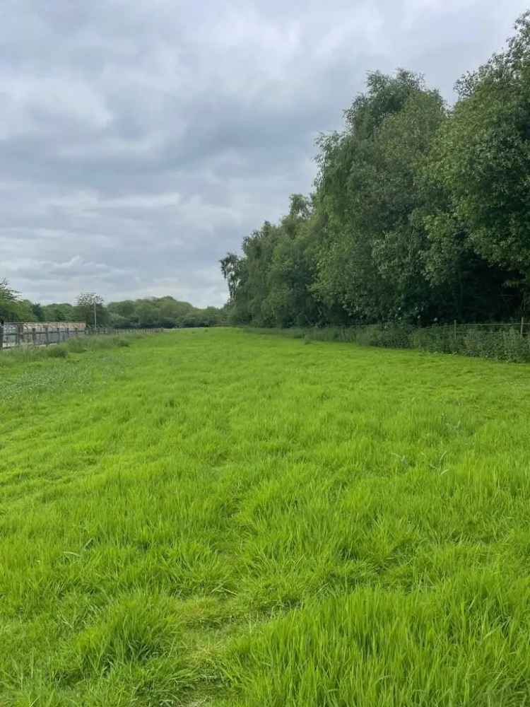 19.02 Acres Land for Sale Gunness - Grass Paddock Woodland