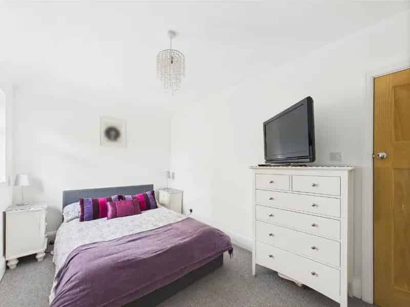 4 Bed Detached House for Sale Near Croxley Station