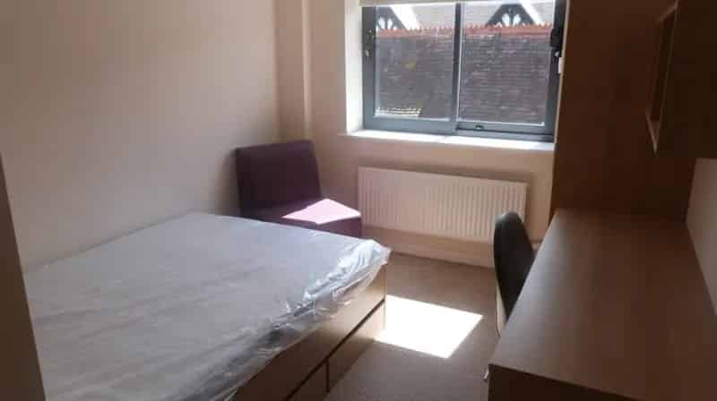 1 Bedroom House of Multiple Occupation HMO To Rent