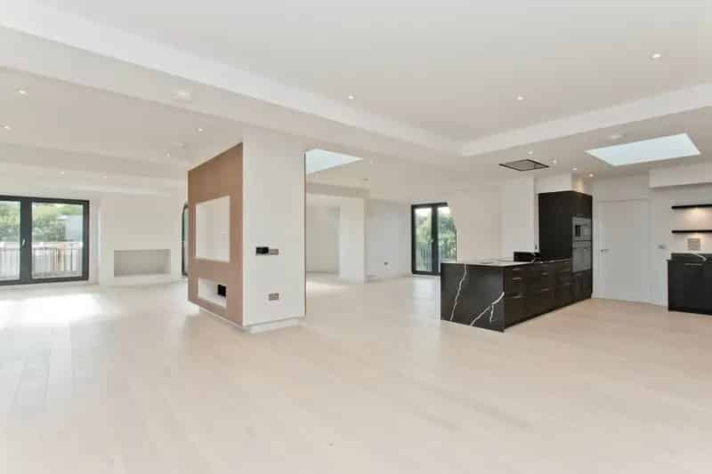 Luxury 4-Bedroom Penthouse Dean Village Edinburgh