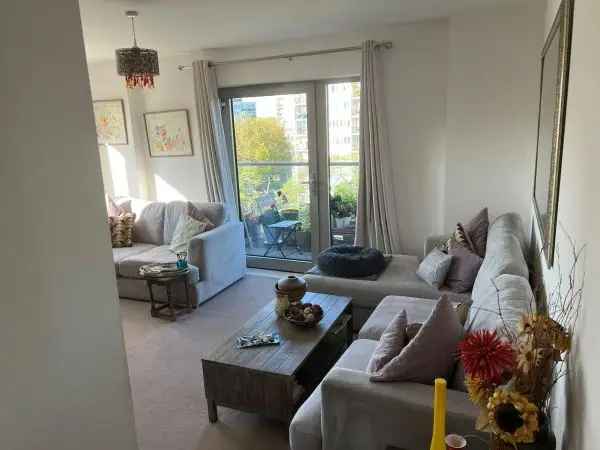 Flat For Rent in London, England