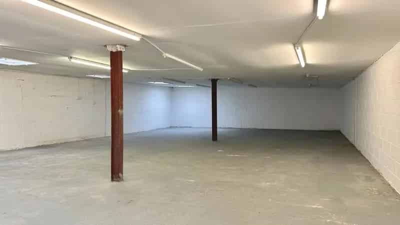 Toddington Business Unit: Storage and Office Space