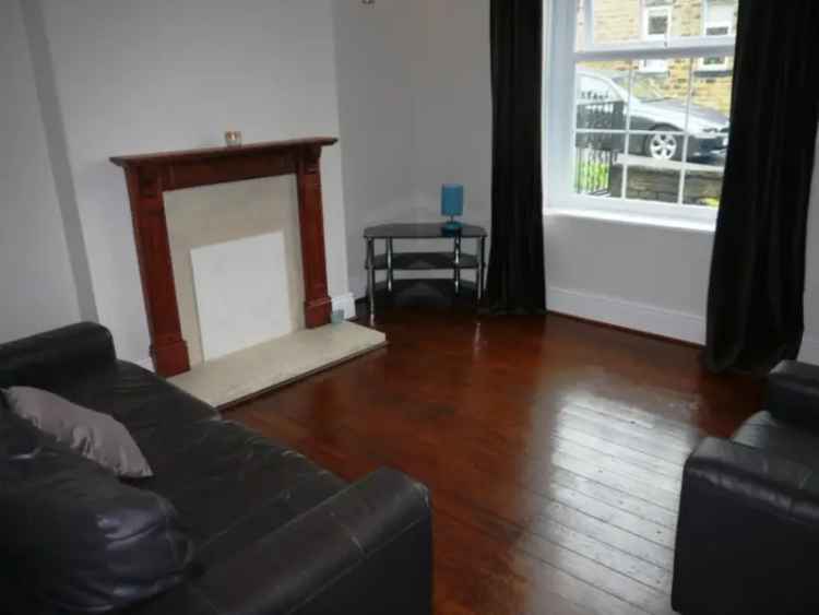 2 Bedroom House To Let Pudsey Town Centre