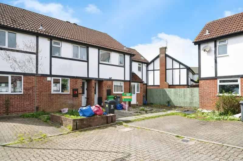 2 Bedroom Terrace House St Mellons Perfect Starter Home
