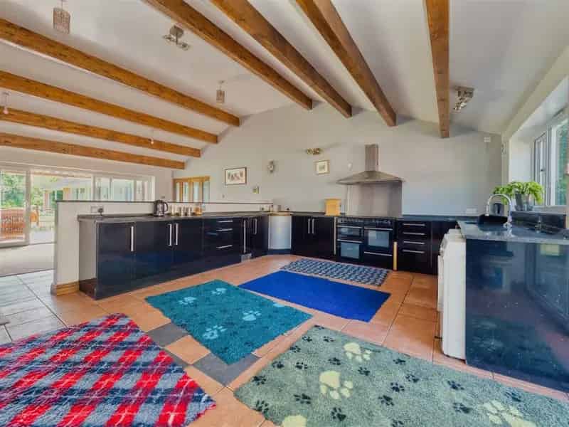 16.06 Acre Bungalow with Kennels and Stables Near Derby