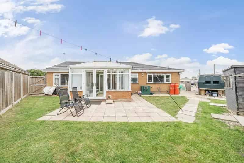 3 Bedroom Detached Bungalow For Sale