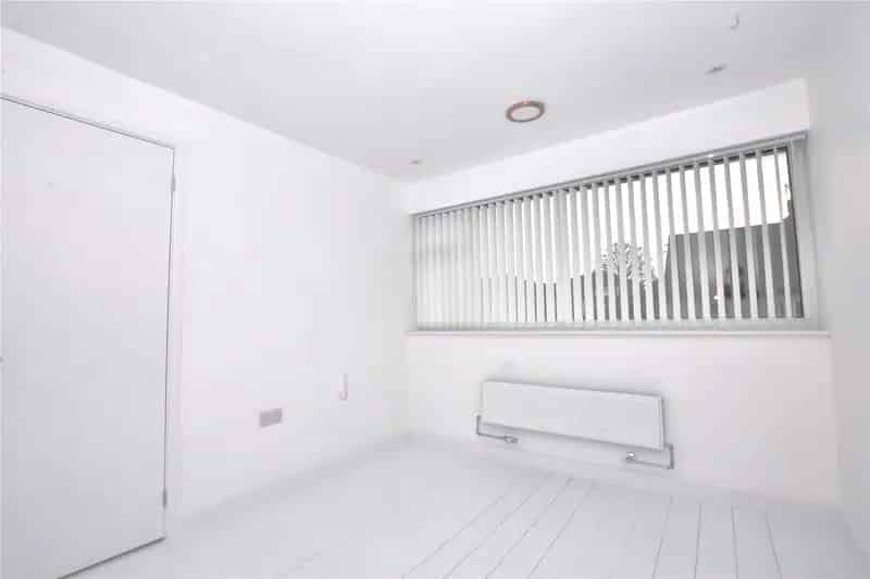 House For Sale , Leeds, England