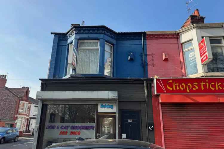 Spacious One-Bed Flat Near Queens Drive Shopping Park