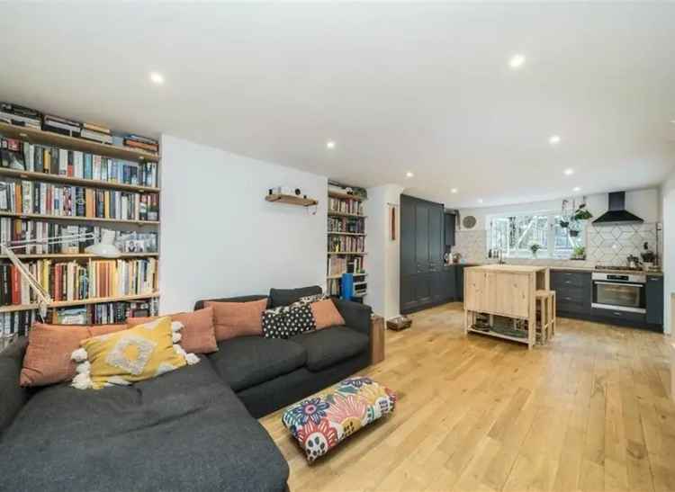 Flat For Sale , Manor Avenue, London, England