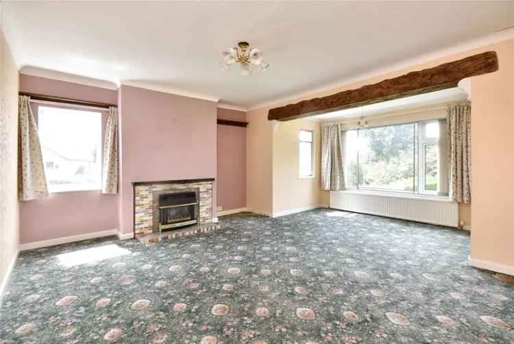 Bungalow For Sale in Leeds, England