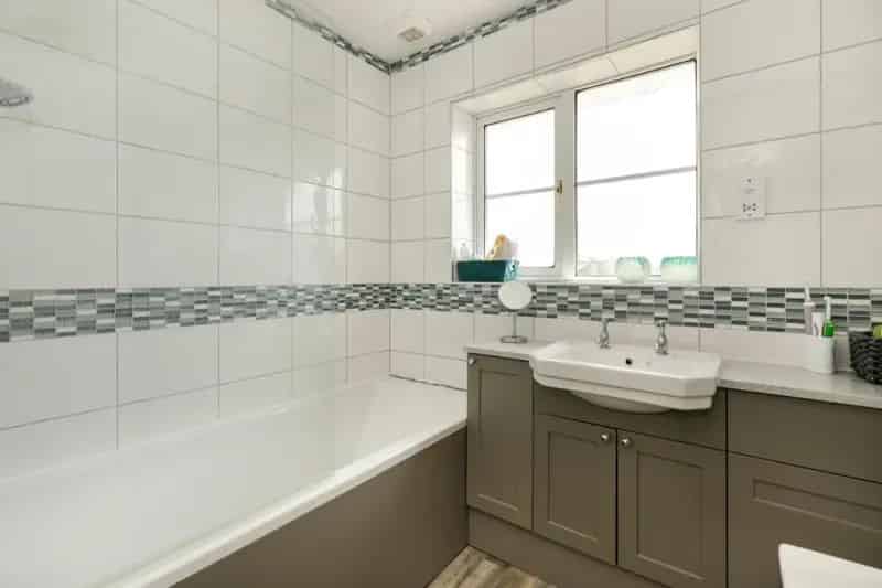 4 Bed Detached House for Sale in Glasshouses