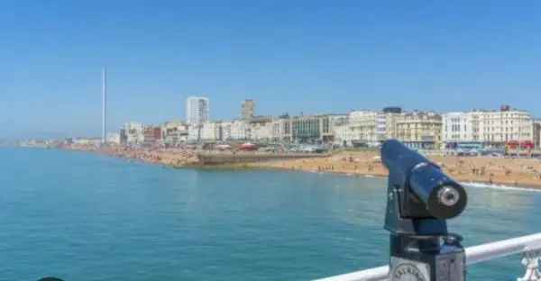 2 Bed Ground Floor Flat Near Beach