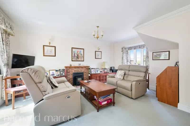 2 Double Bedroom House Langley Vale Near Epsom Downs