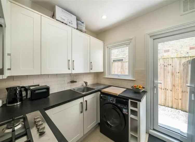 Ground Floor Period Conversion Two Double Bedrooms Large Garden