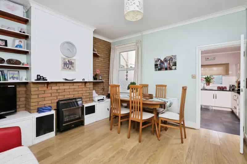 Two Bedroom Period Home Eastbourne Town Centre
