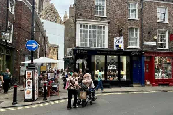 York City Centre Retail Property For Rent