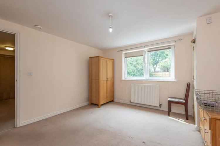 2 Bedroom Flat for Sale Huddersfield
