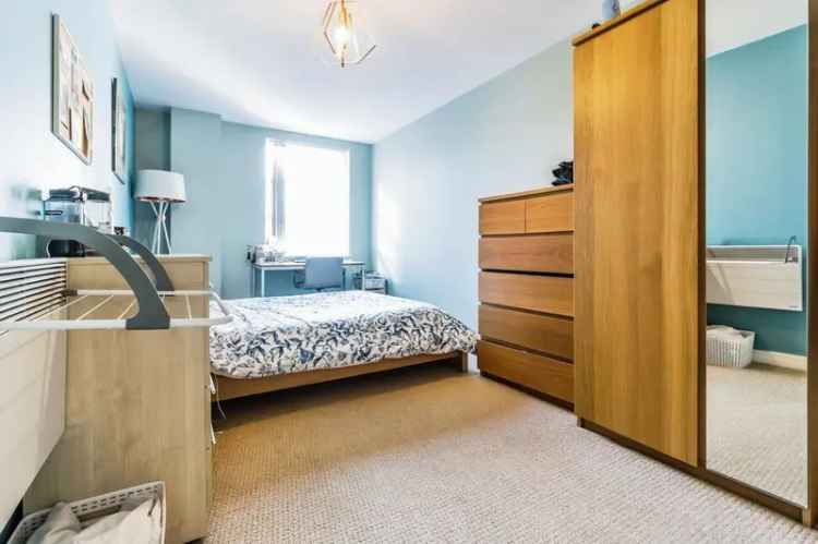 2 Bedroom Flat for Sale Manchester M1 Quadrangle Parking Ensuite