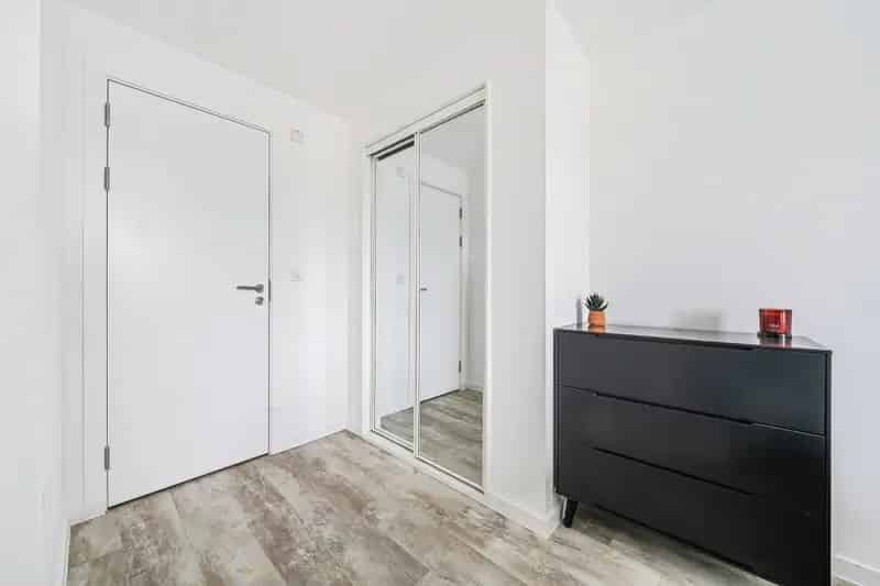 1 Bedroom City Centre Studio Apartment in Verse Apartments