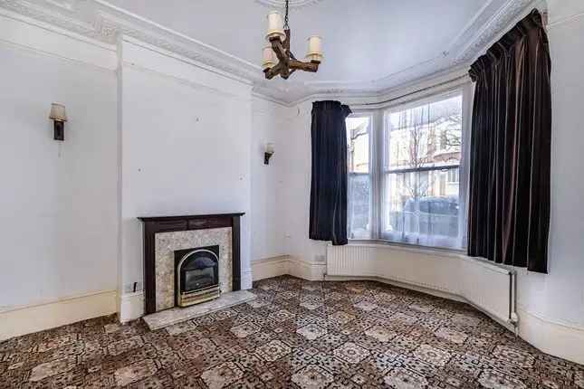 Terraced House for Sale Bramfield Road London SW11