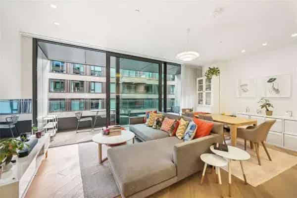 Helios Building Apartment Television Centre Luxury Flat