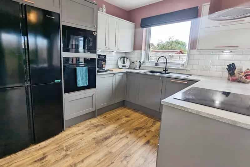 3 Bedroom Modern Semi-Detached House Near Musselburgh Train Station
