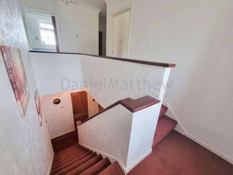 4 Bed Semi Detached House For Sale No Chain